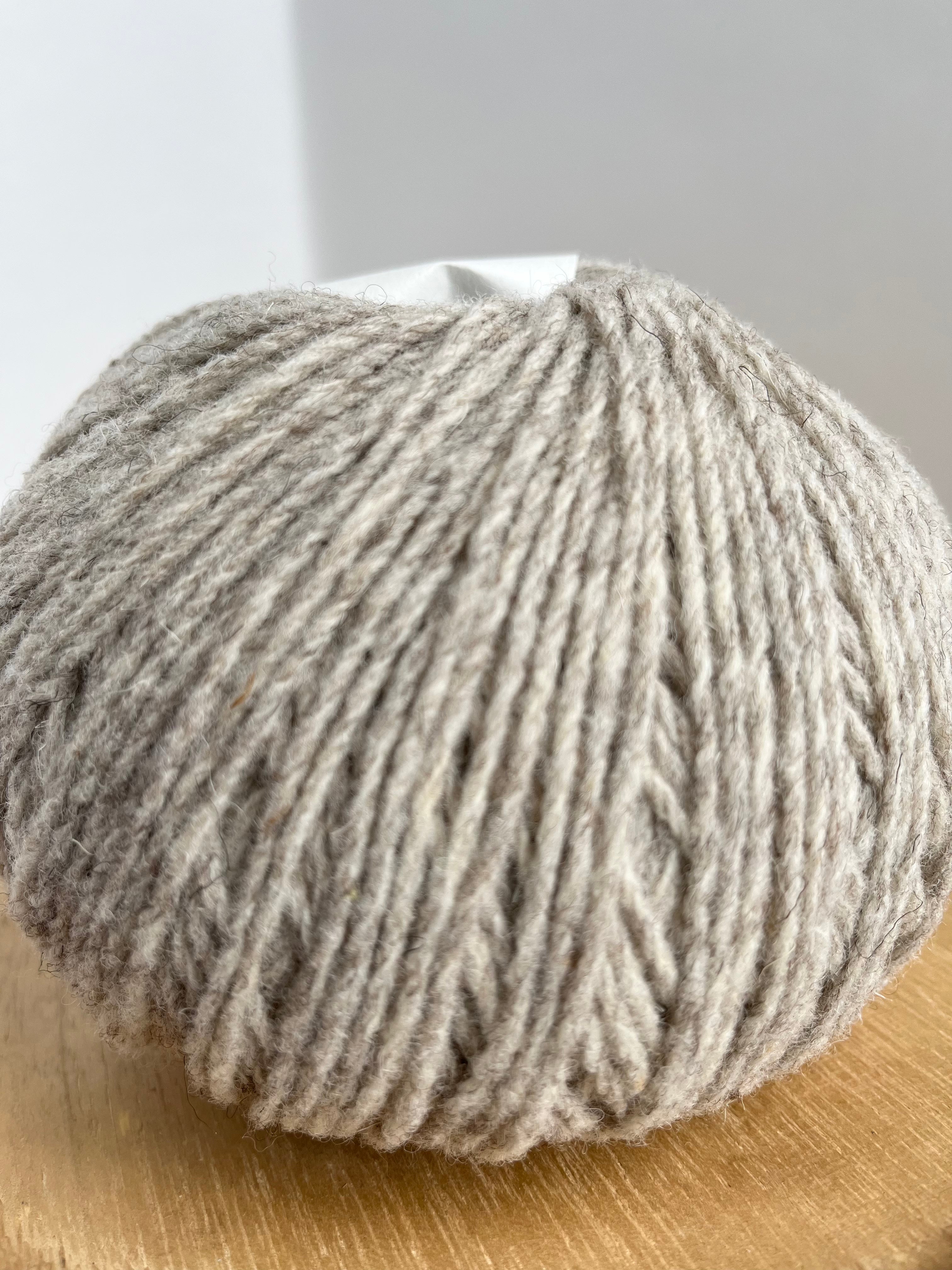 Natural Gris - Mota from WoolDreamers