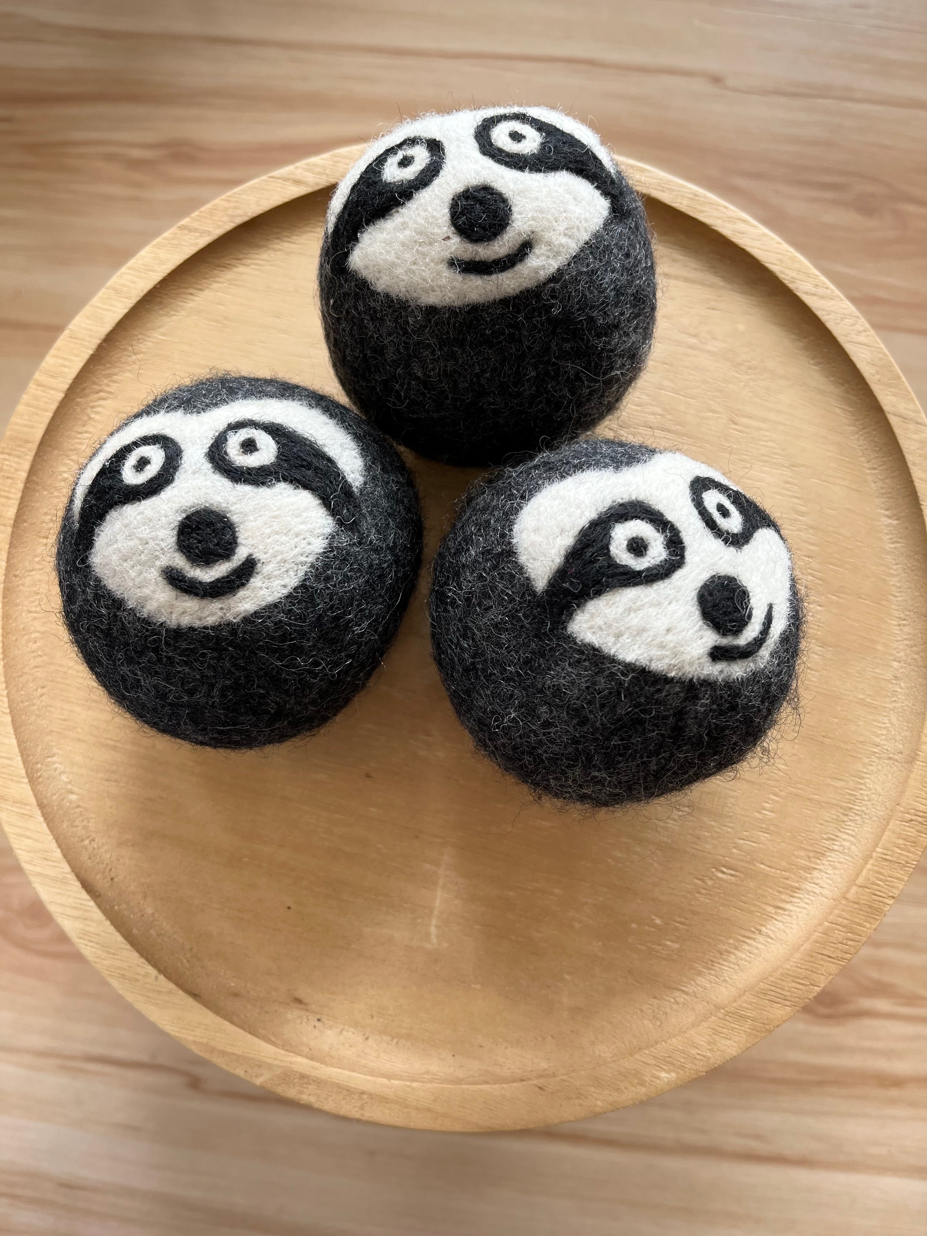 Sloths - wool dryer balls