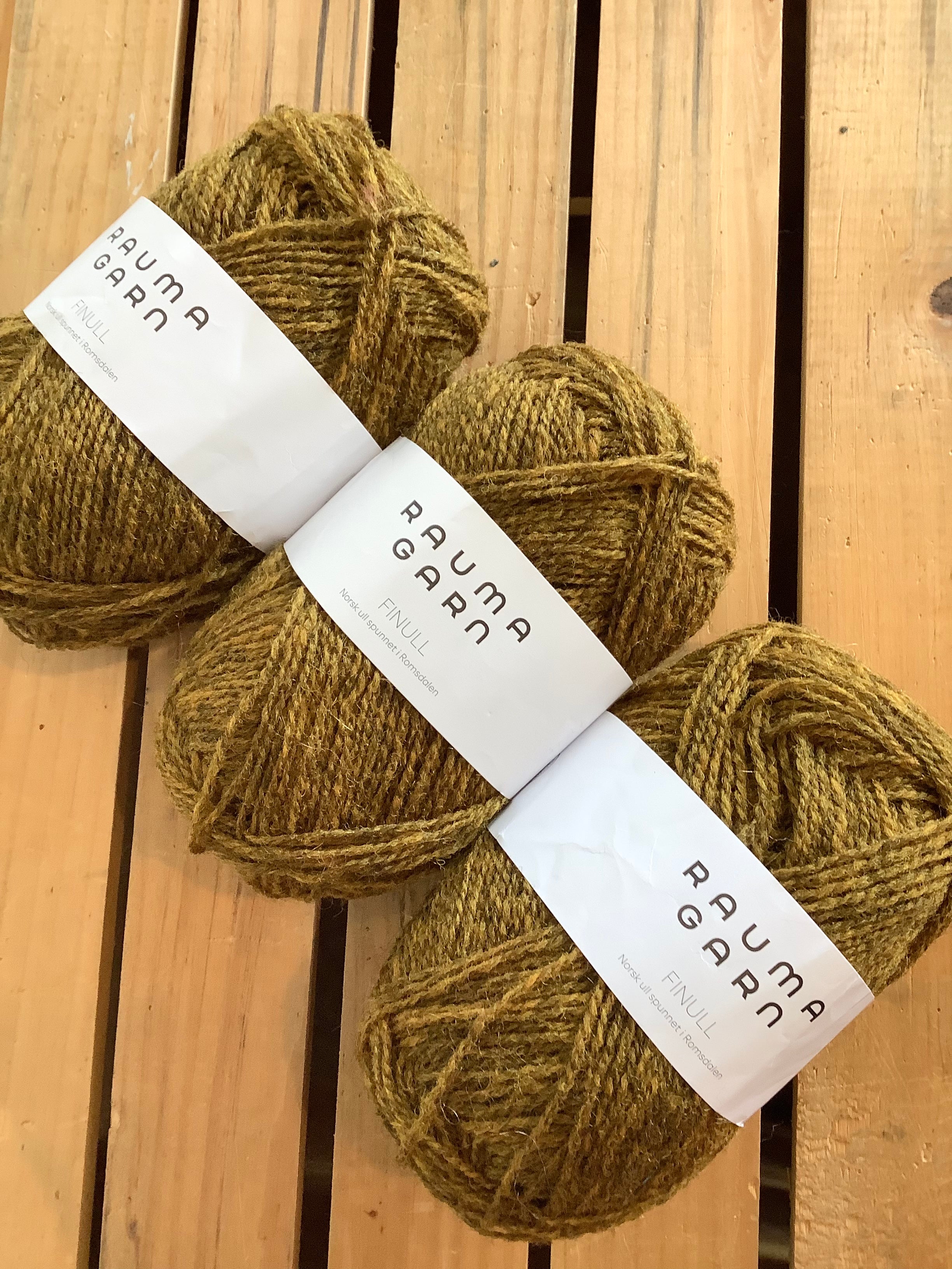 Rauma Garn Finull Color: 4125 Lot: 9