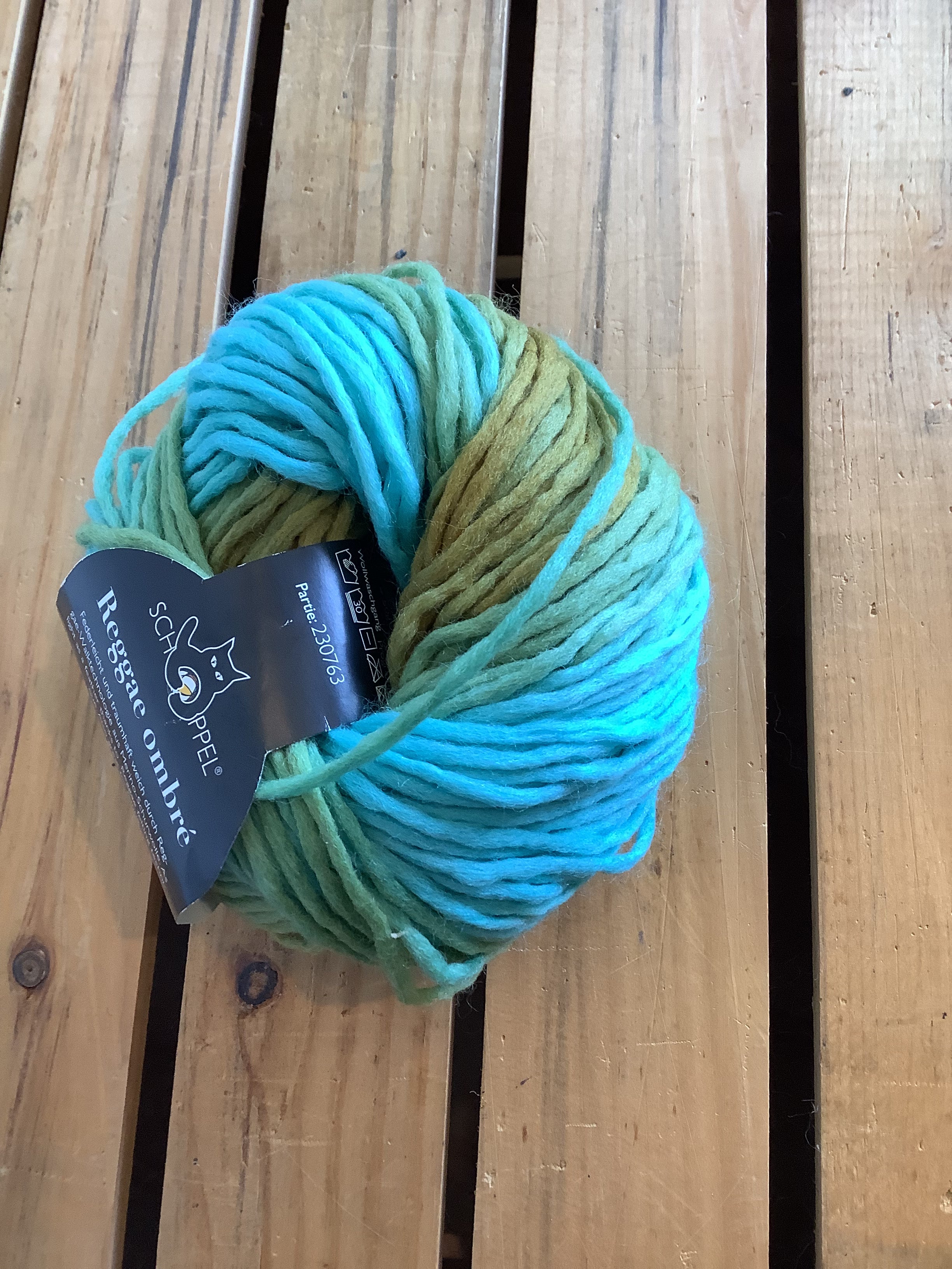 Schoppel-Wolle Reggae Ombre Color: 2202 Lot: 690