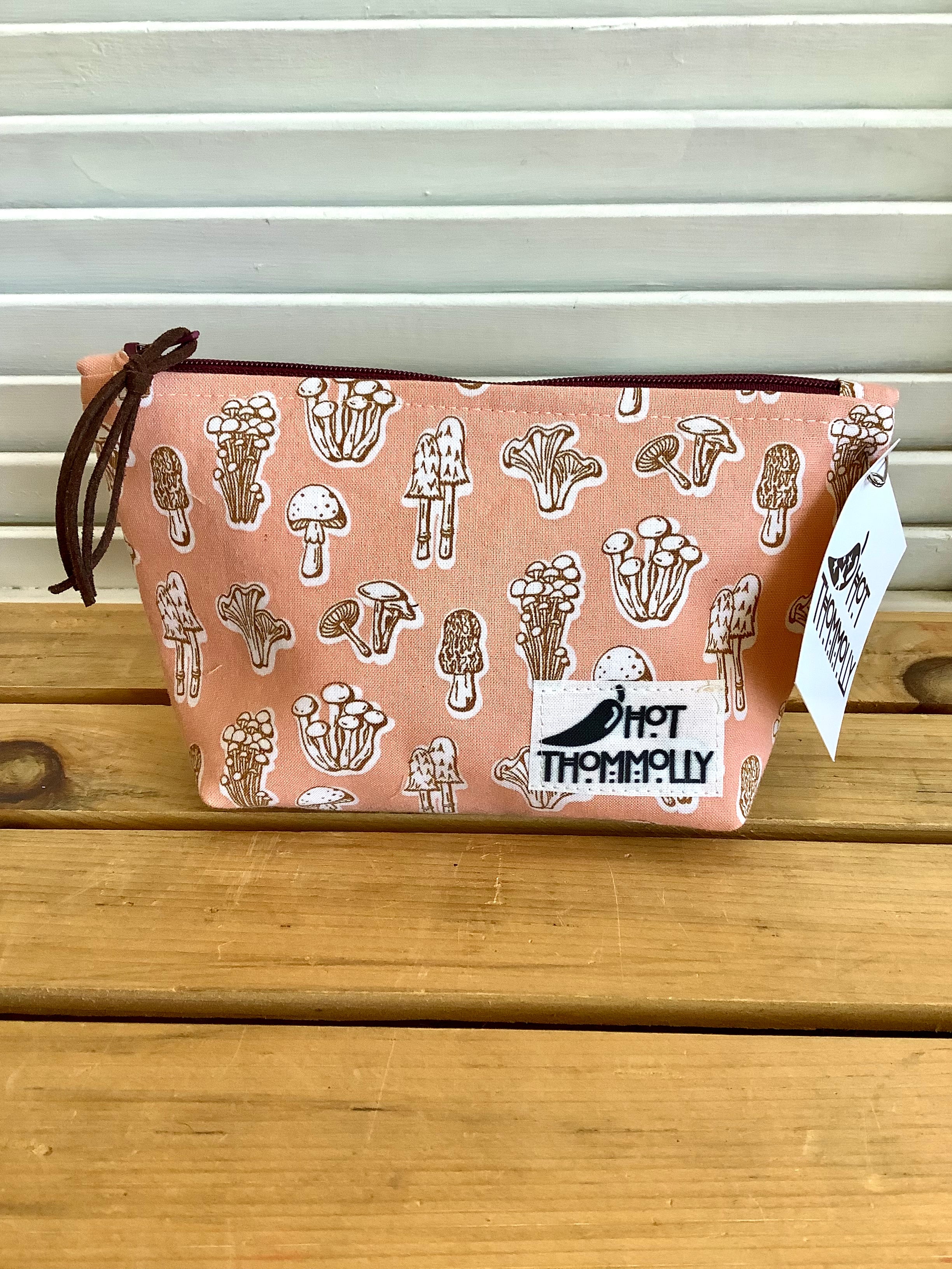 Zipper Pouch from Hot Thommolly