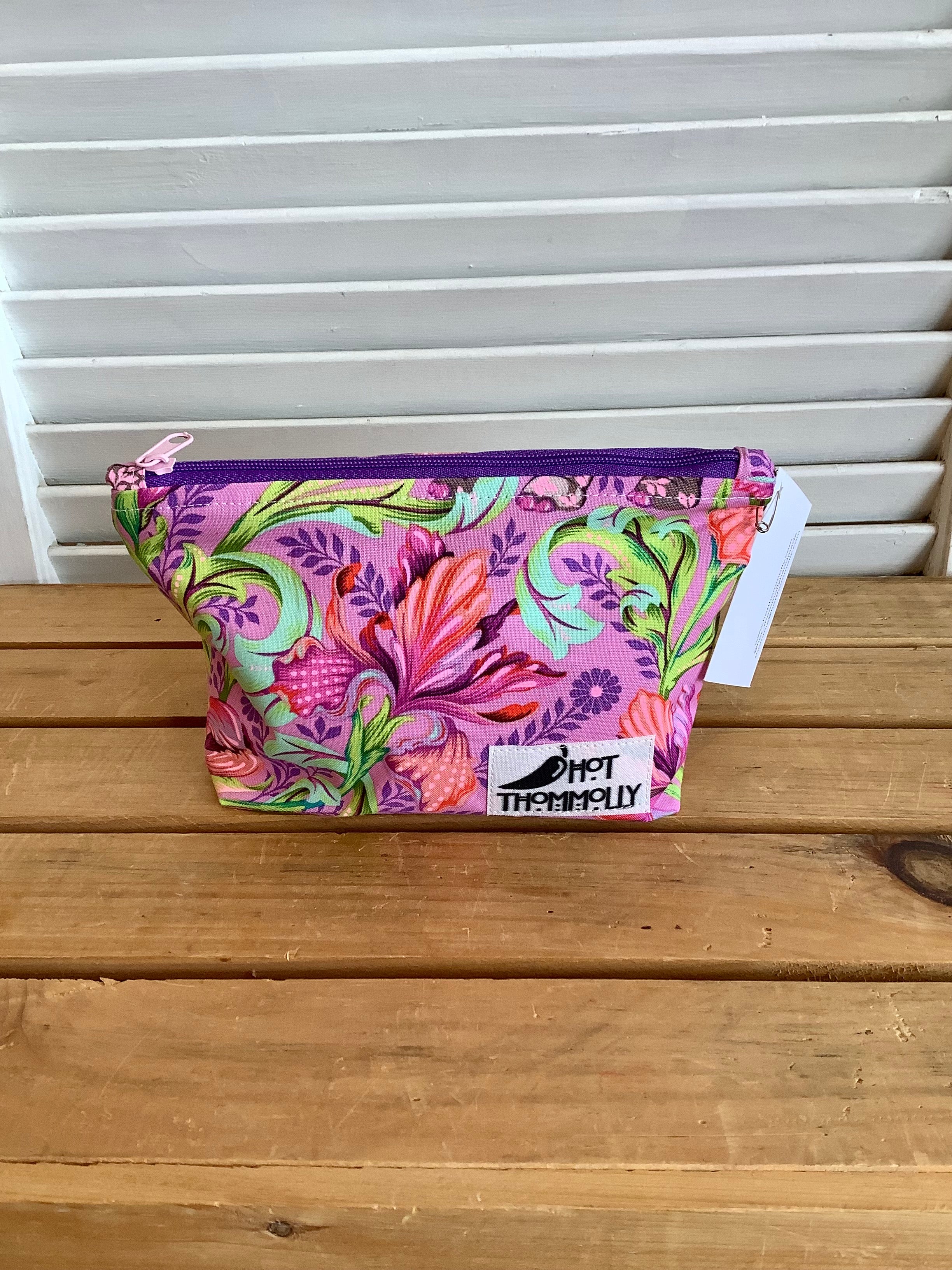 Zipper Pouches from Hot Thommolly
