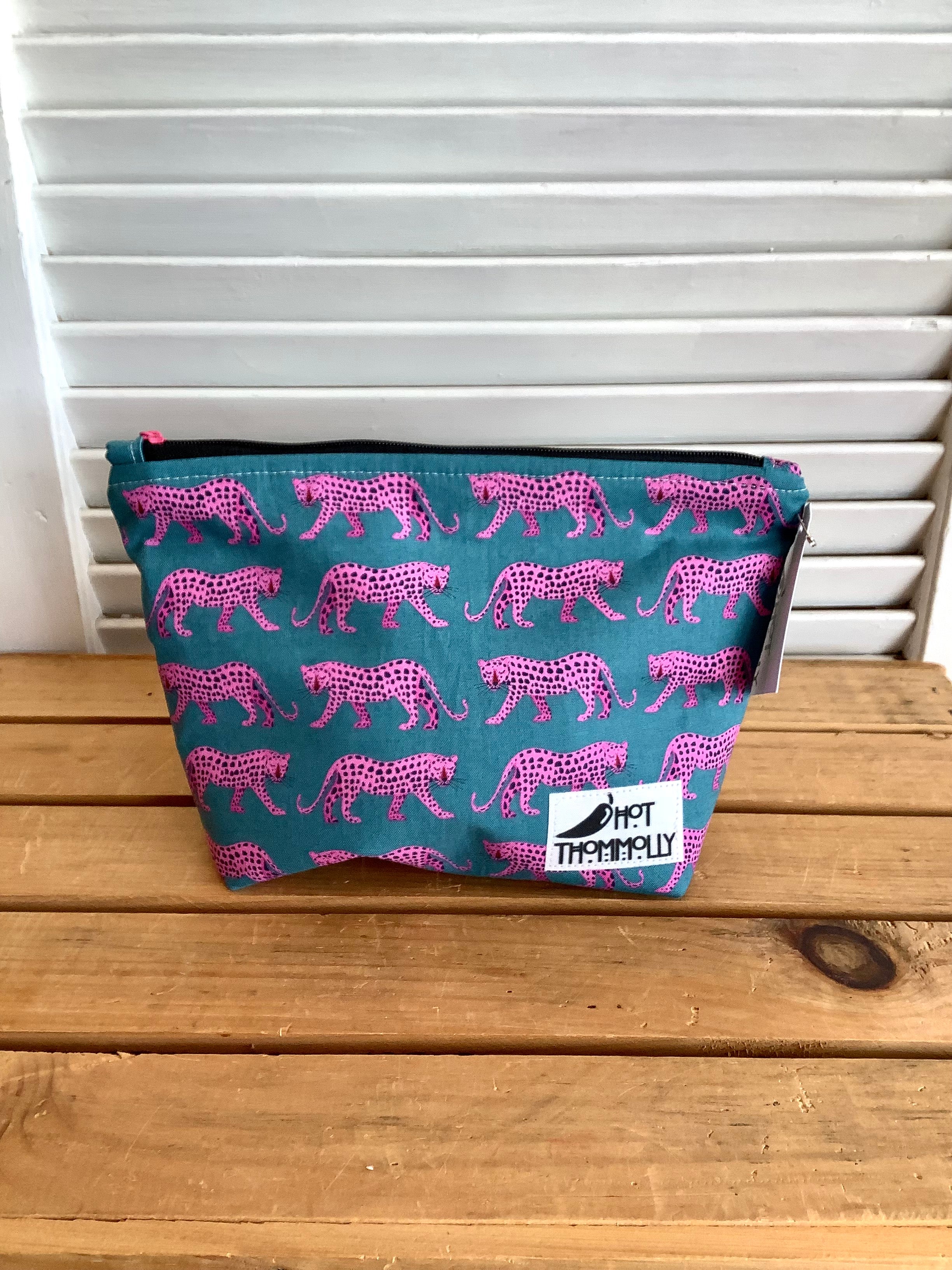 Zipper Pouches from Hot Thommolly