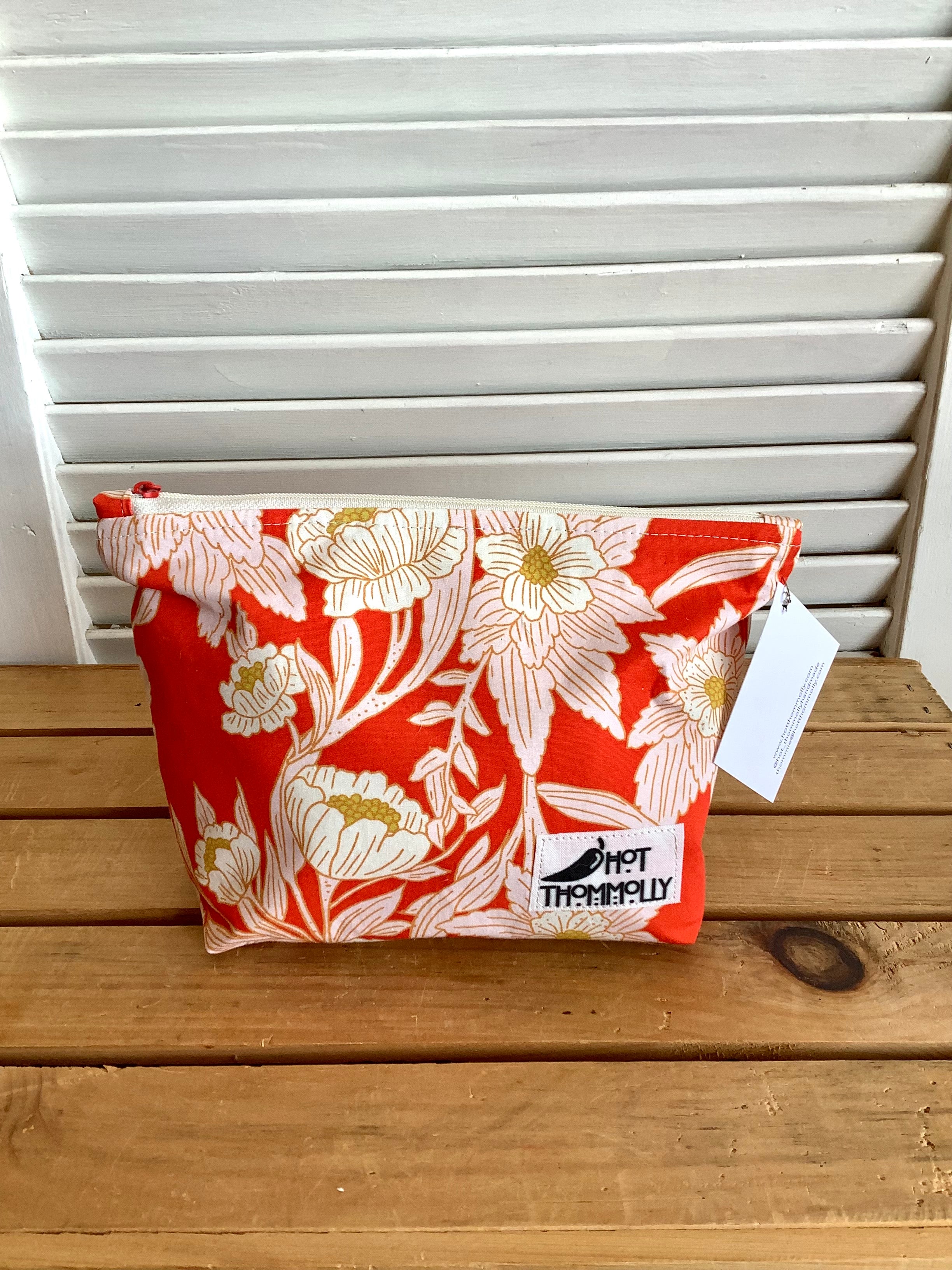 Zipper Pouches from Hot Thommolly