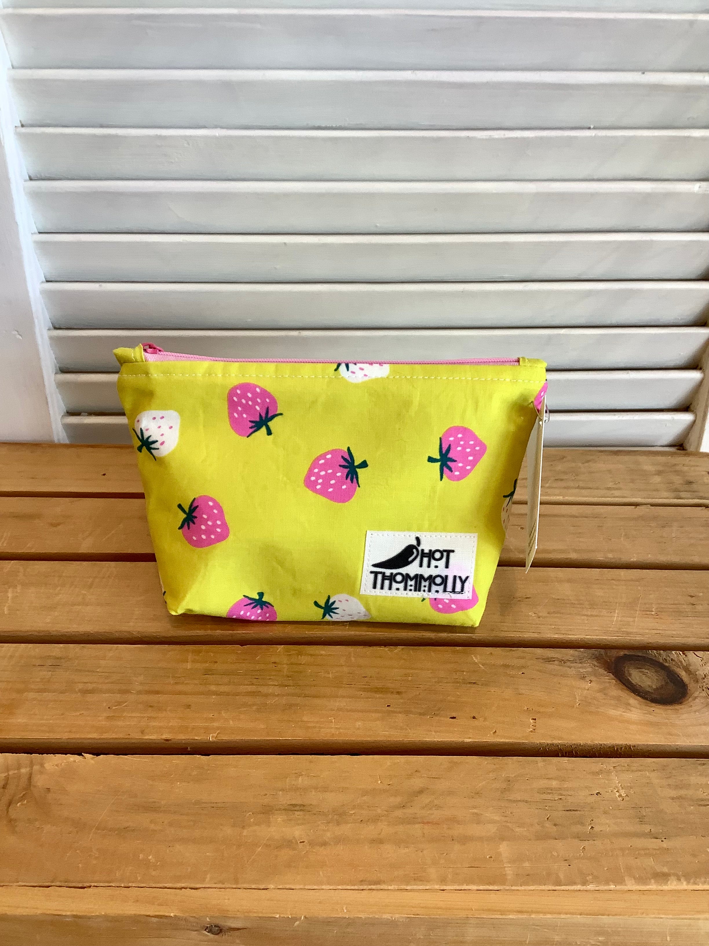 Zipper Pouches from Hot Thommolly