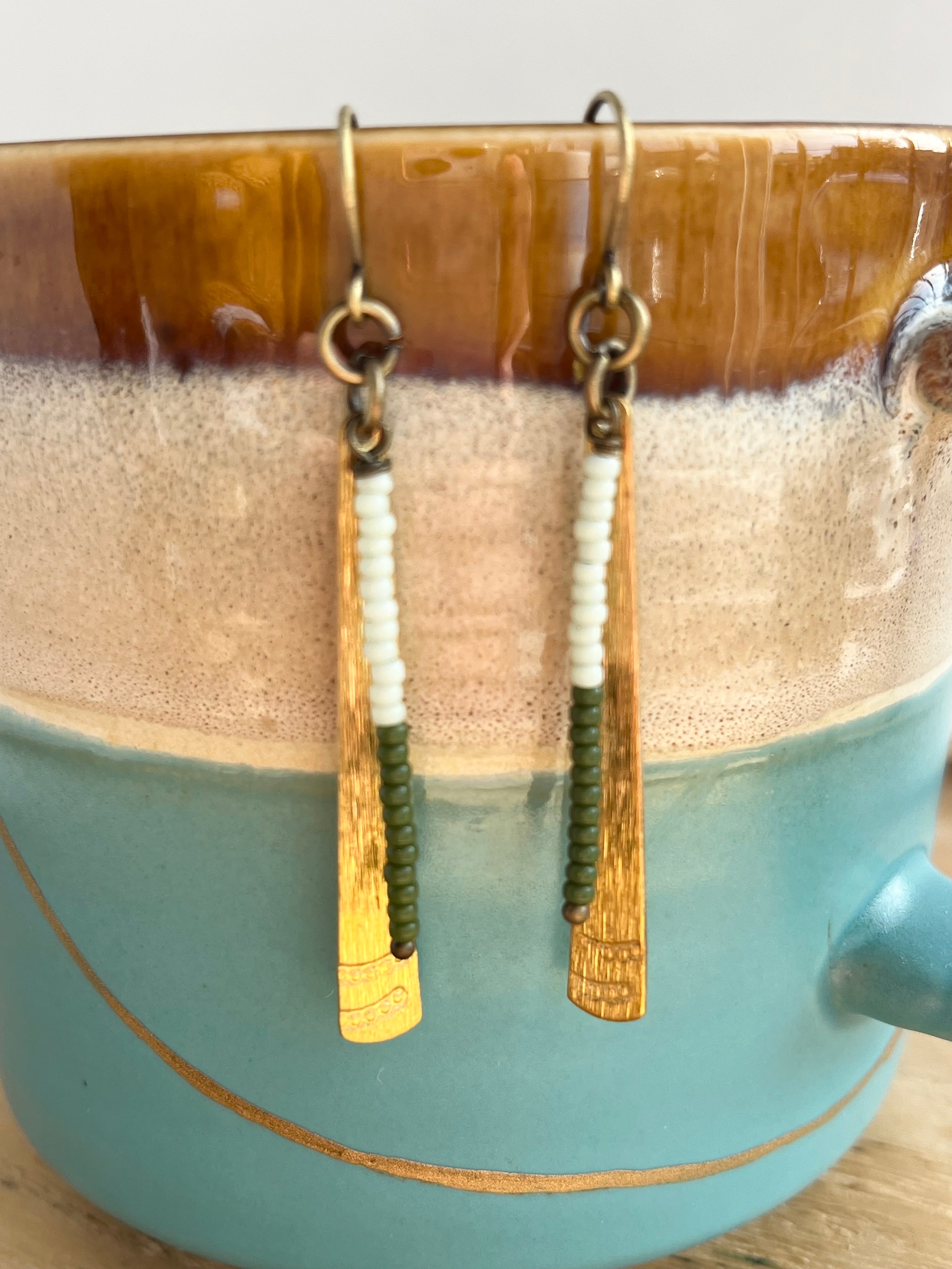 Bar with mint and forest beads - earrings