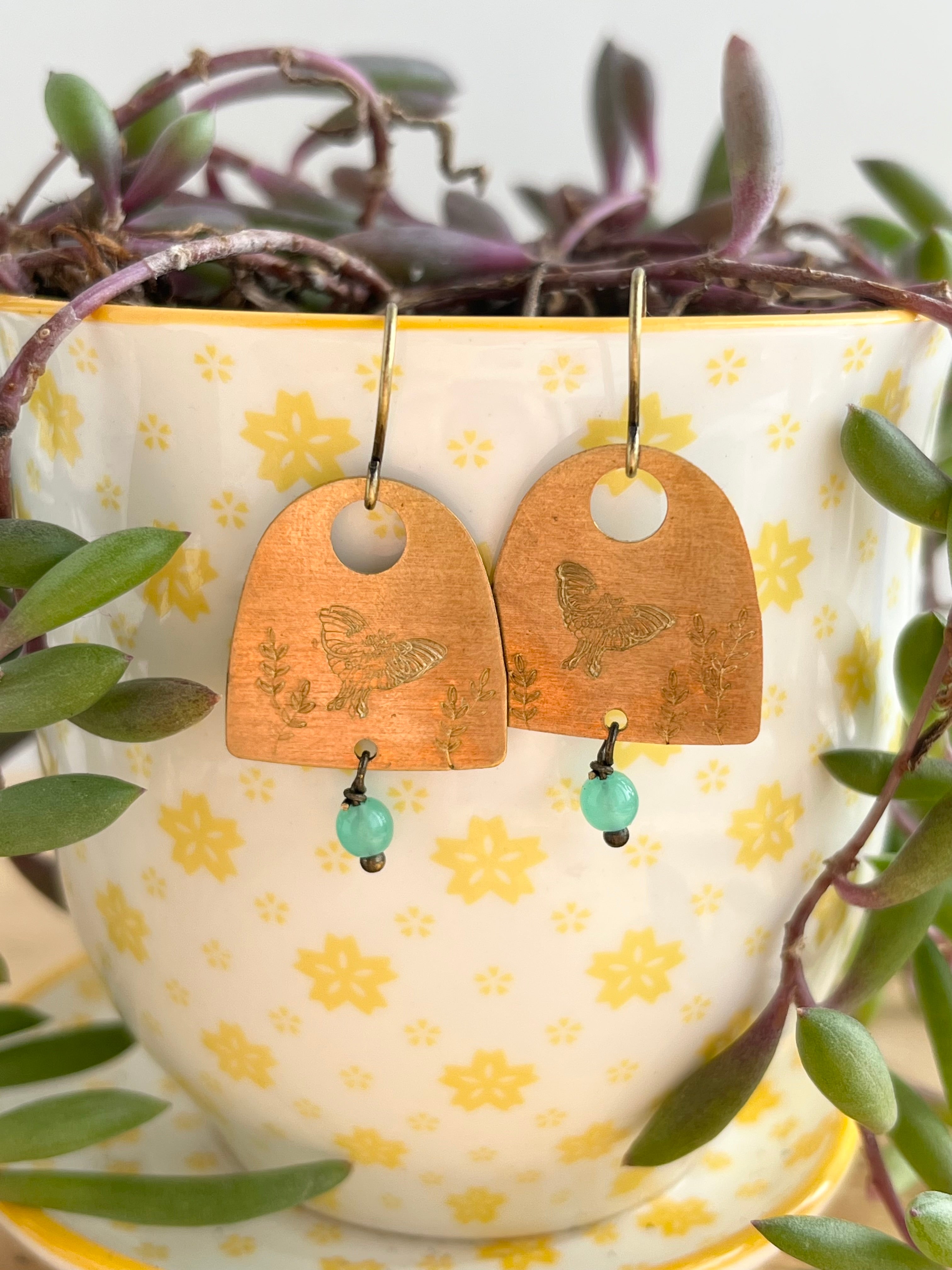 Dome moth aqua bead - earrings