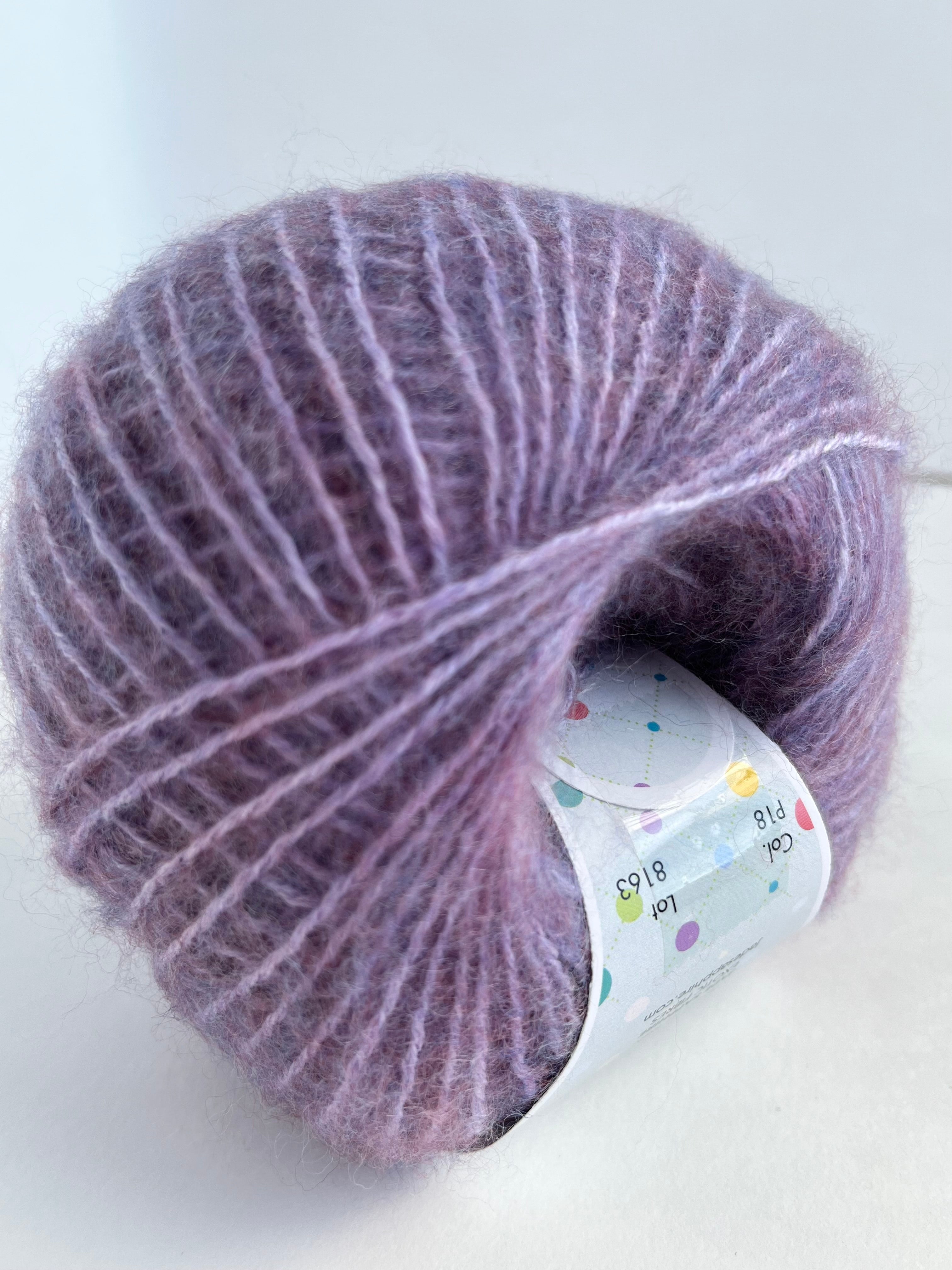 Violet Mint P18 - Peeeps yarn from Jade Sapphire