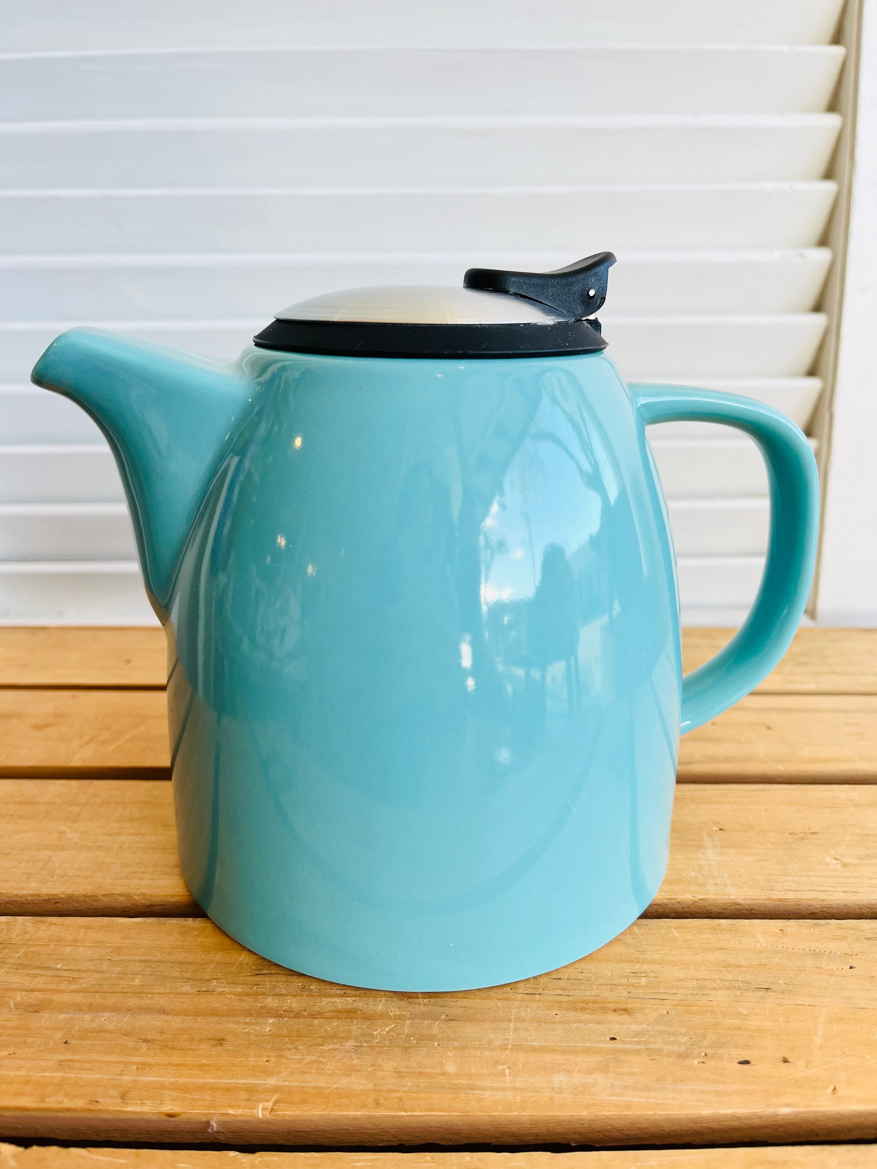 Drago - 5 cup Aqua teapot