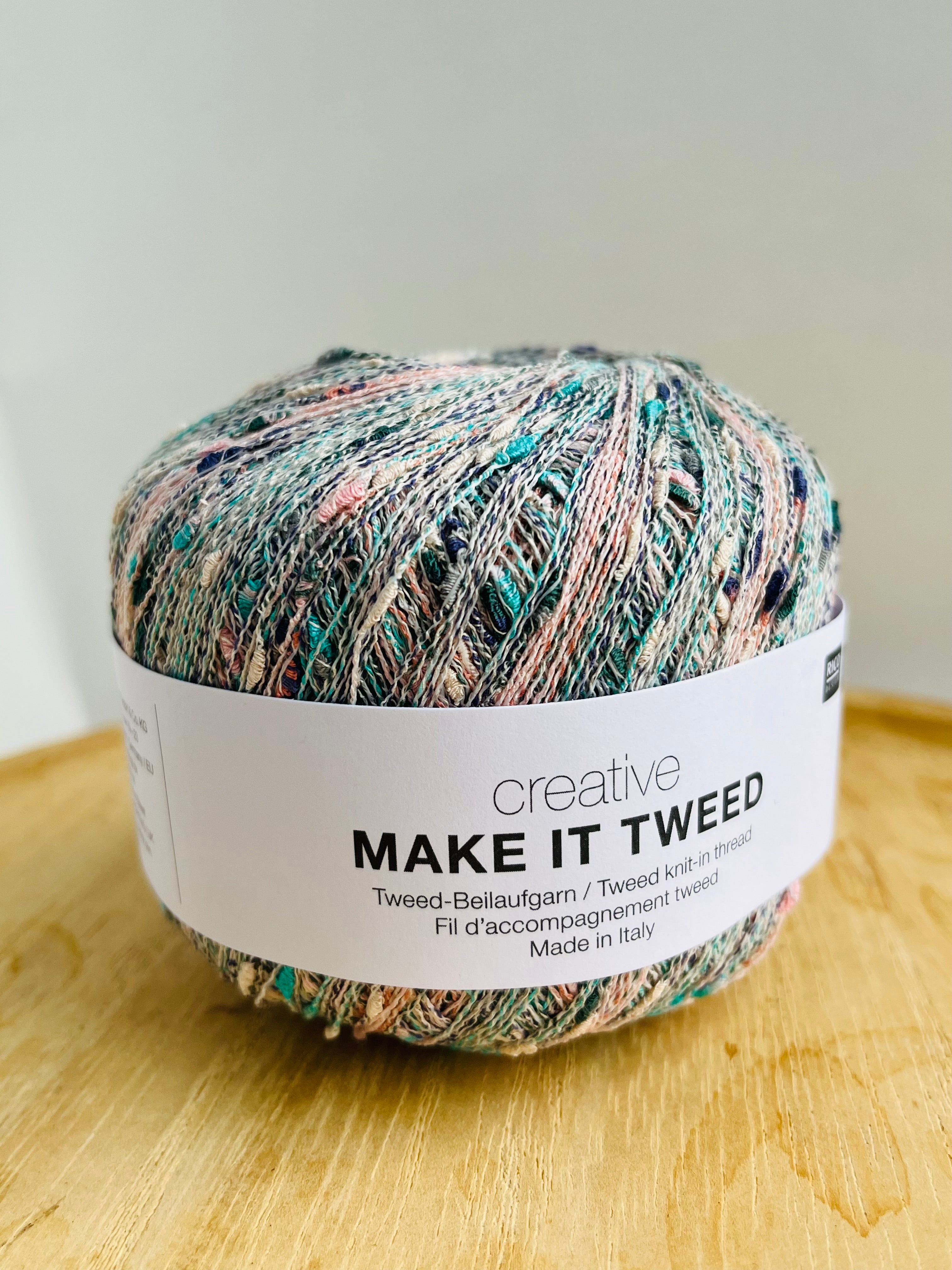 Make It Tweed yarn