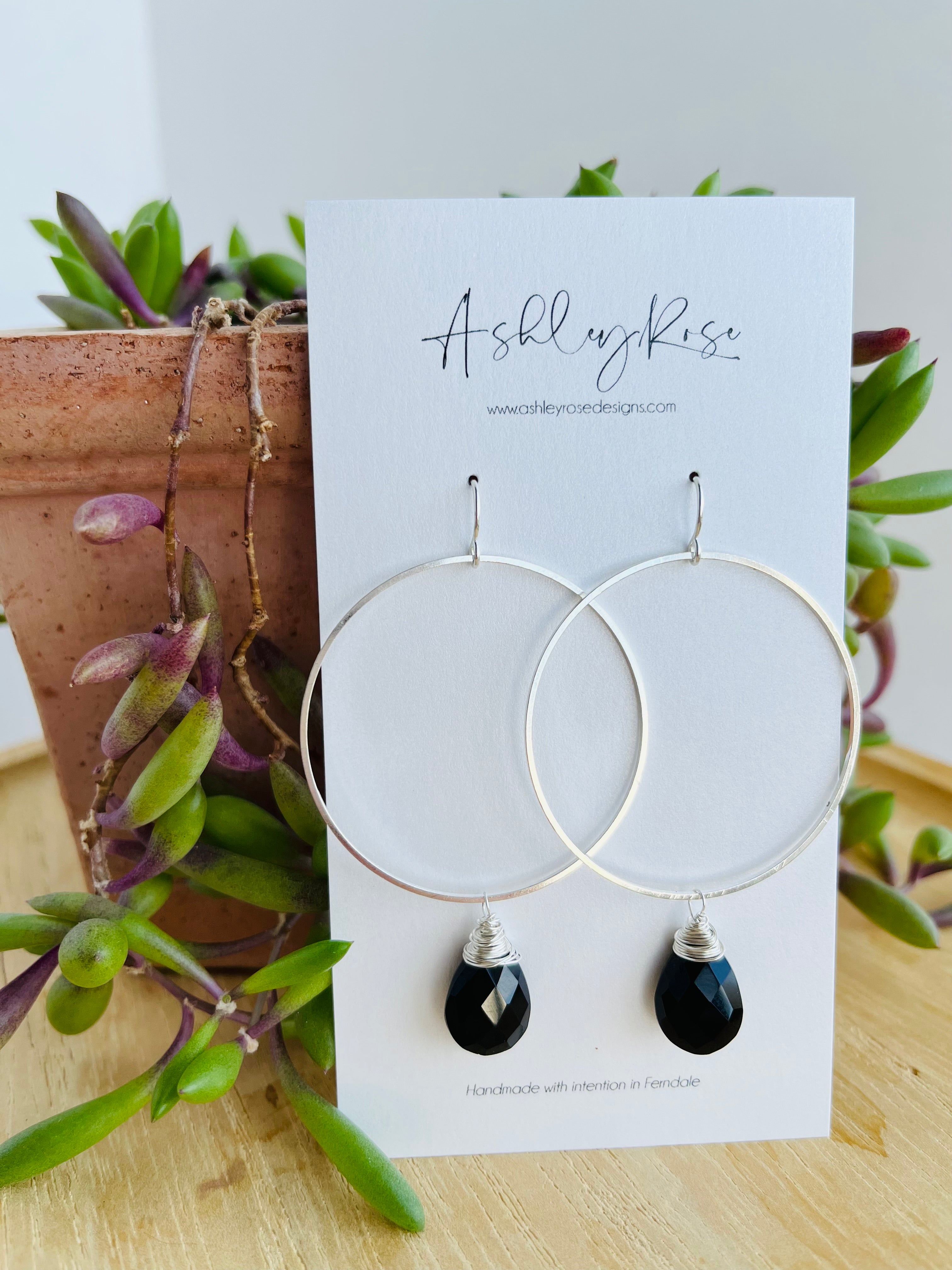 Droplet - Black Spinel - silver