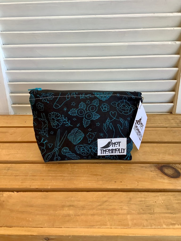 Zipper Pouches from Hot Thommolly