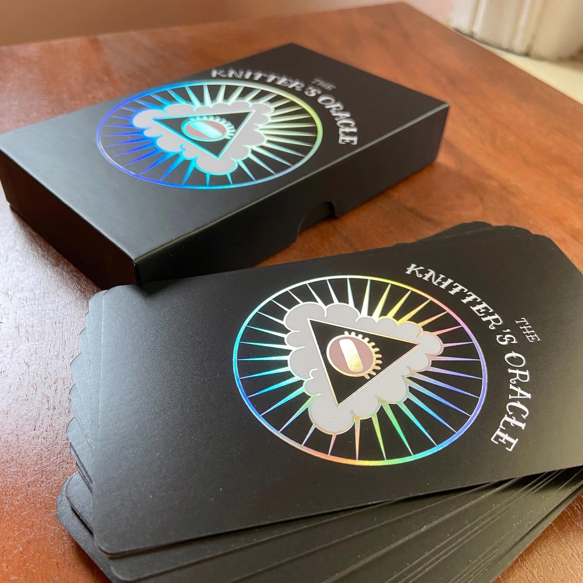 The Knitter's Oracle - Holographic Version cards