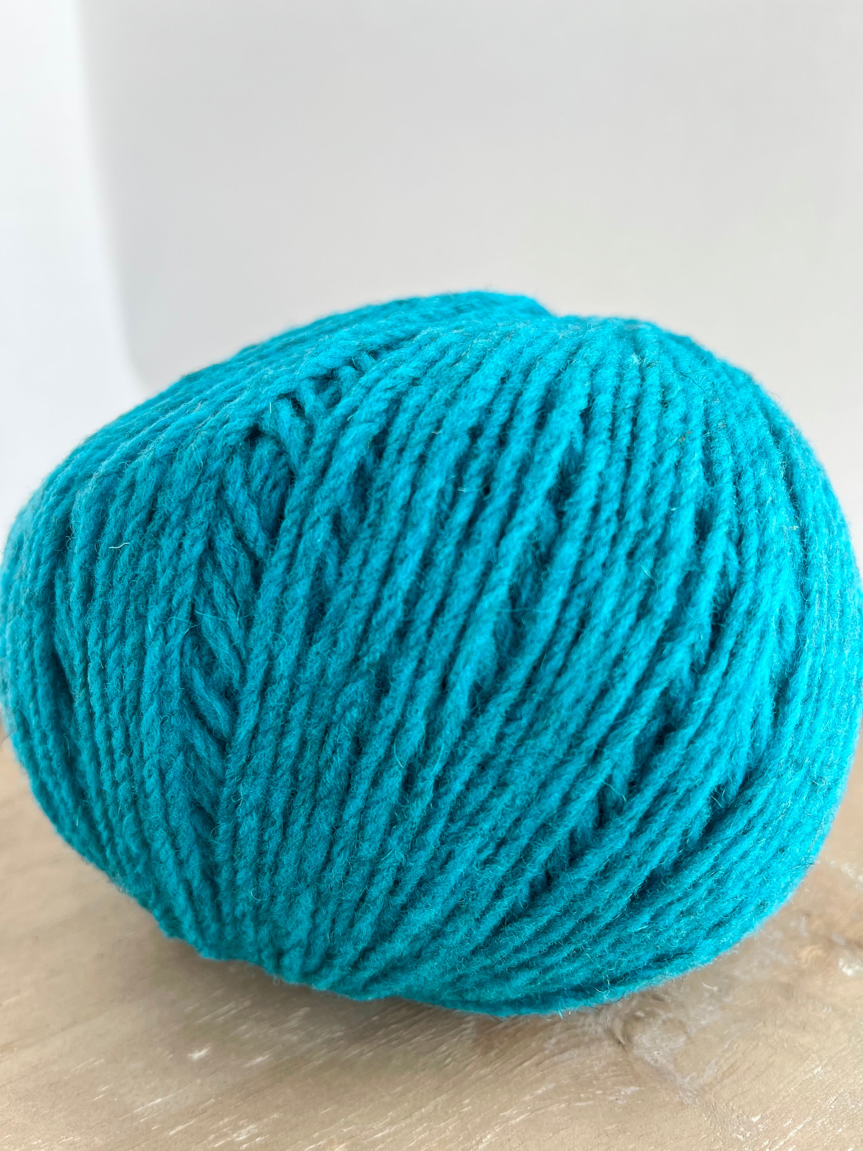 Turquoise 834g - Mota from WoolDreamers