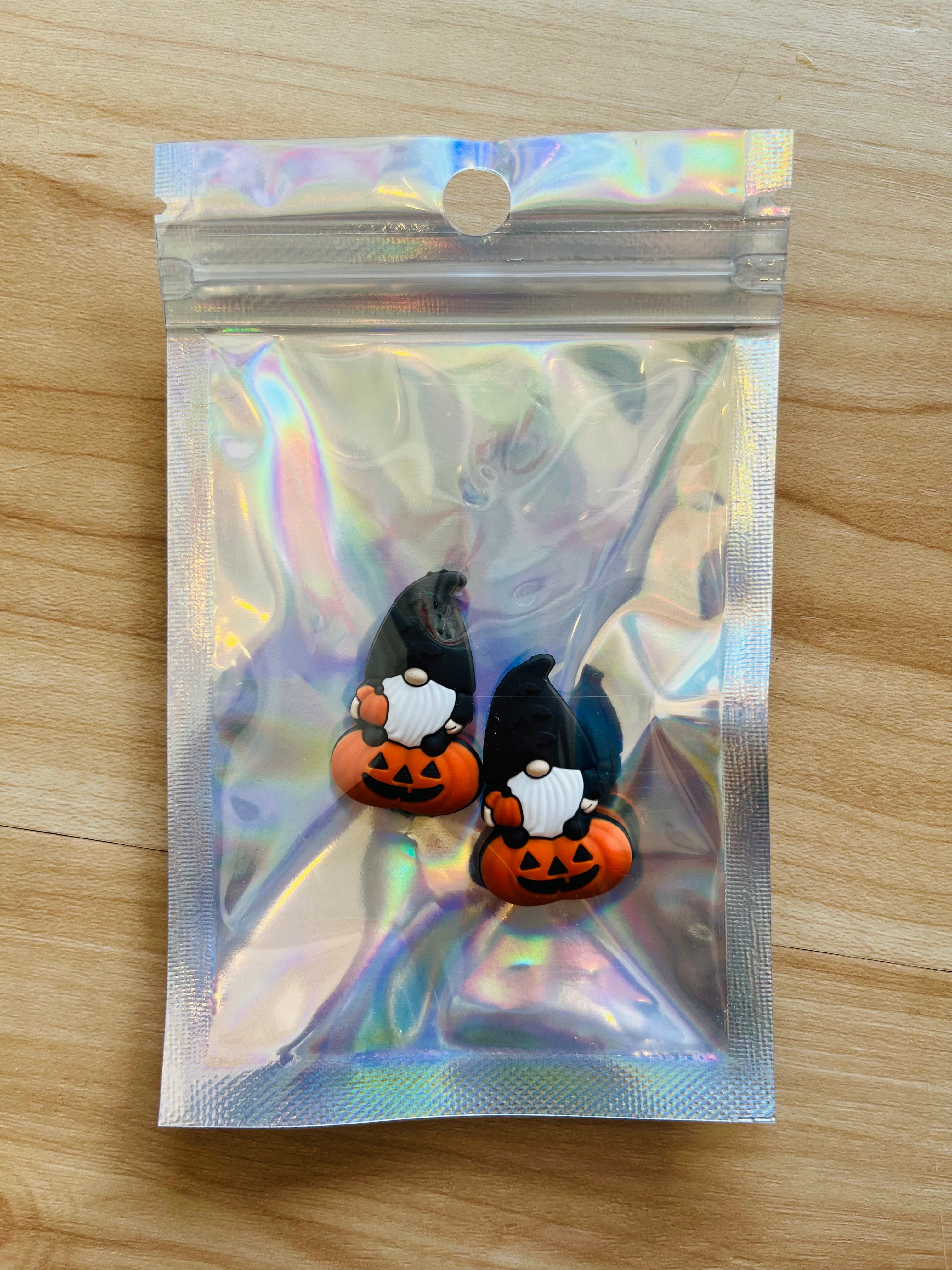 Halloween Gnomes - - stitch stoppers