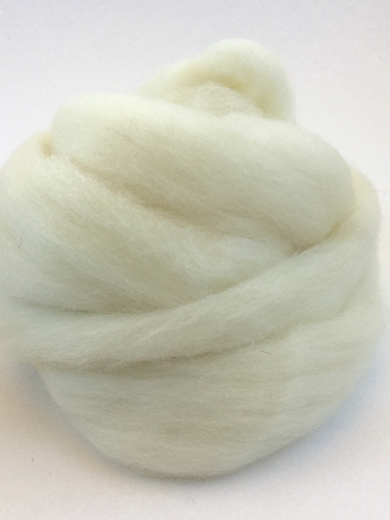 White Grade A Top Wool roving